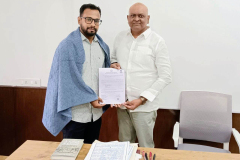 Ananthnataraj-who-have-cleared-the-tnpsc-group-2-exam-and-Ananthnataraj-successfully-got-an-Assistant-in-the-Transport-Departmentjpg