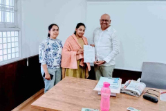 Mythili-Priya-who-have-cleared-the-tnpsc-group-2-exam-and-Ananthnataraj-successfully-got-an-Direct-Assistant-in-Police-Department-1