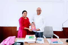 Nithya-Swho-have-cleared-the-tnpsc-group-2-exam-and-got-posted-as-Junior-Coop-Auditor-in-the-Department-of-Coop-Audit-2